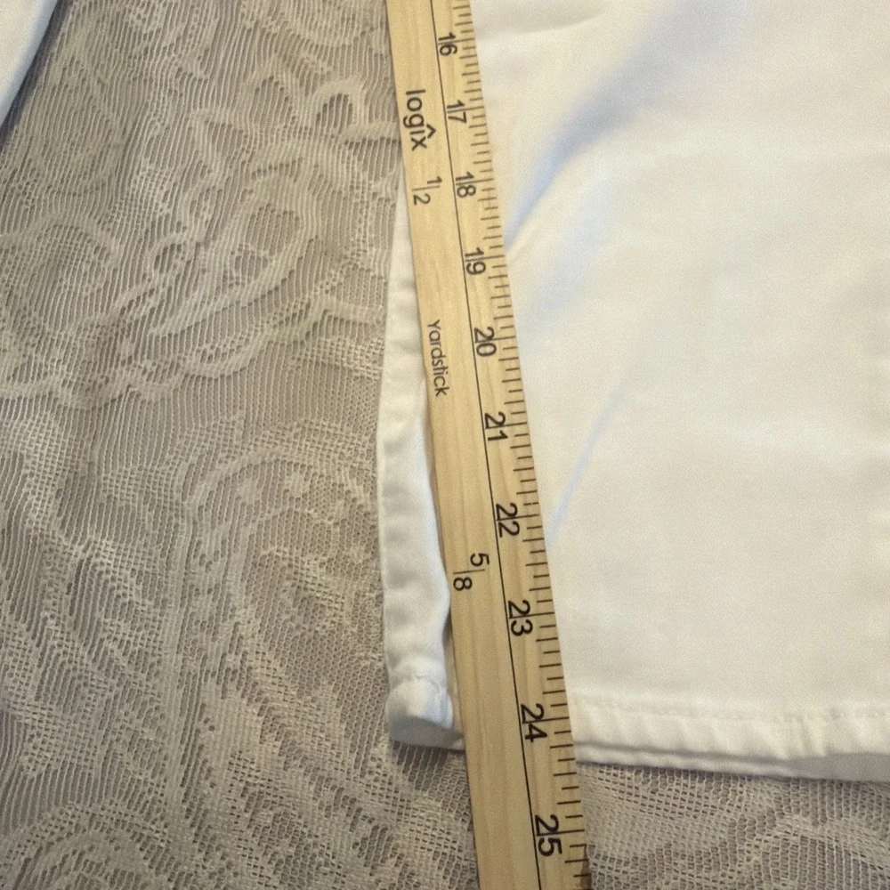 Chico's the NO-Stain SO Slimming Girlfriend Ankle-White Cottagecore Meas. In Pic - Picture 4 of 6